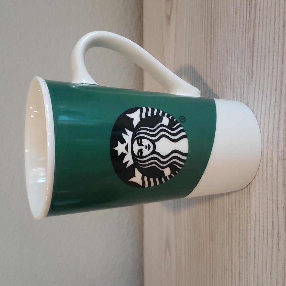 Starbucks Green Mermaid logo 16 oz mug